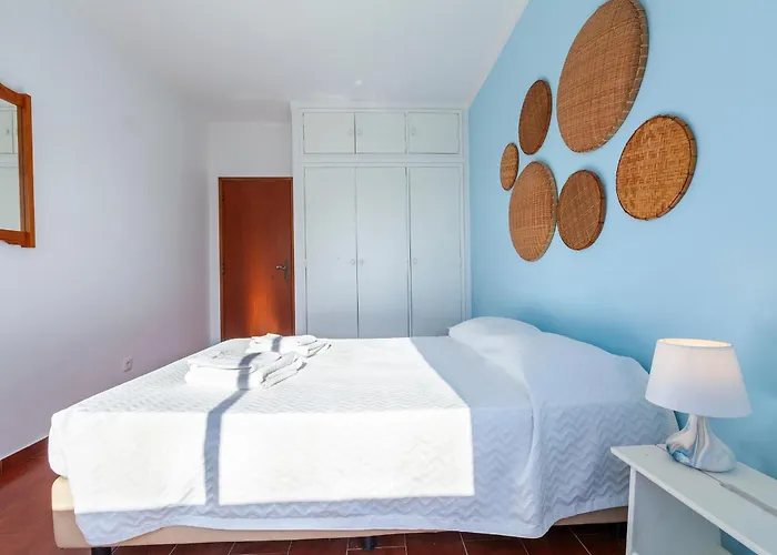 A22 - Rocha Flat In Portimao
