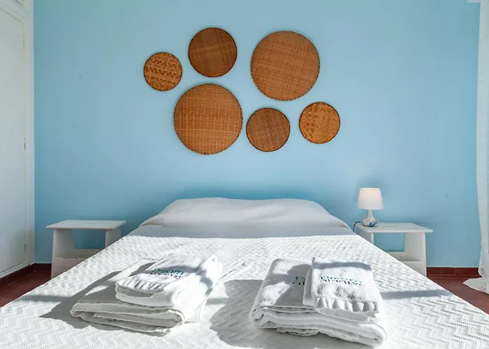 A22 - Rocha Flat In * Portimao